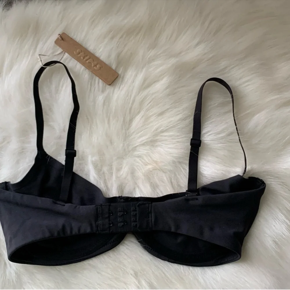 SKIMS (B24) Underwire Bra BR-UWR-2293) NWT 32C - Picture 2 of 3